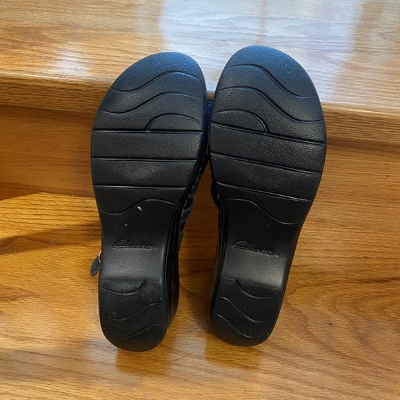 Clarks Blue Leather Sandle, adjustable ankle strap, Size 9 - Picture 6 of 7